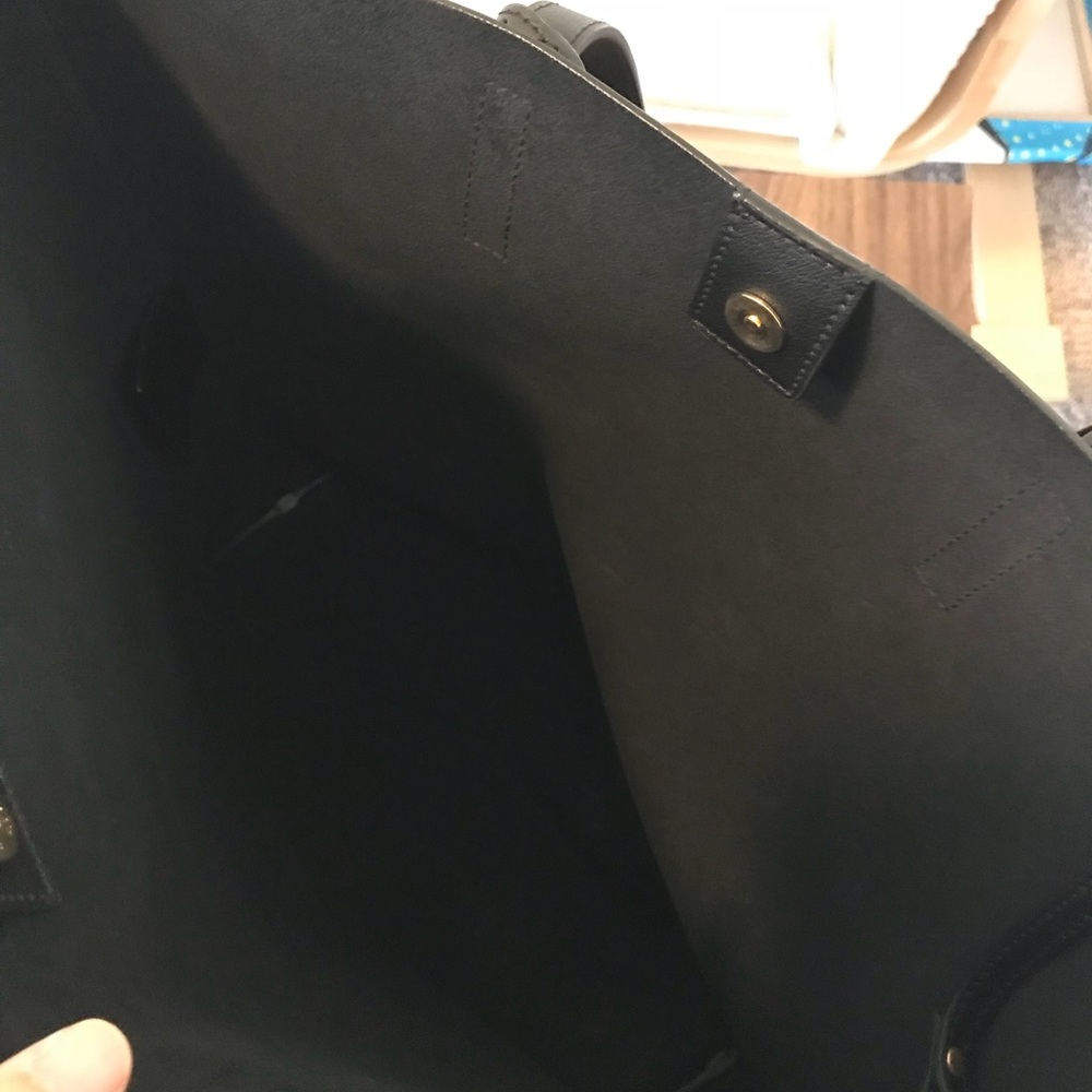 Saint Laurent Meduim North South Tote - Picture 7 of 8